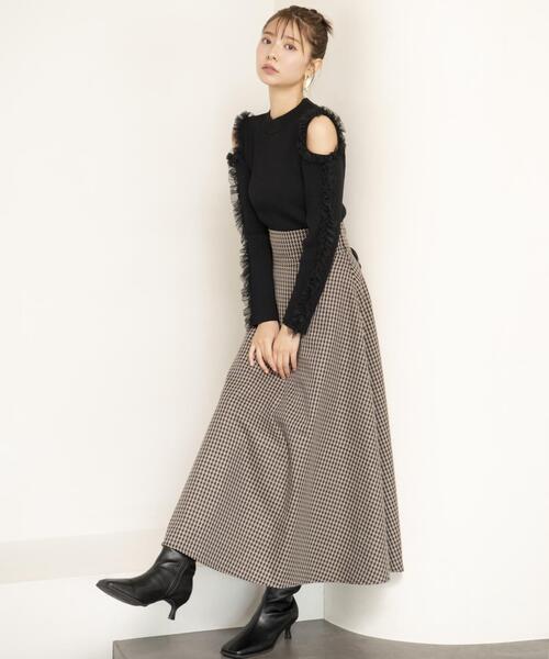 AND COUTURE（アンドクチュール）の「チュールフリルオフショルニットプルオーバー（ニット/セーター・レディース・ブラック/グレー/オフホワイト・FREE）」の18枚目の写真