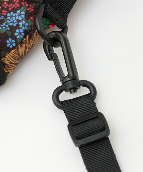 KiU（キウ）の「KiU コラボ パデット巾着ミニバッグ（ショルダーバッグ・レディース・その他1/その他2・FREE）」の22枚目の写真