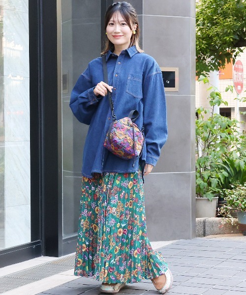 KiU（キウ）の「KiU コラボ パデット巾着ミニバッグ（ショルダーバッグ・レディース・その他1/その他2・FREE）」の3枚目の写真