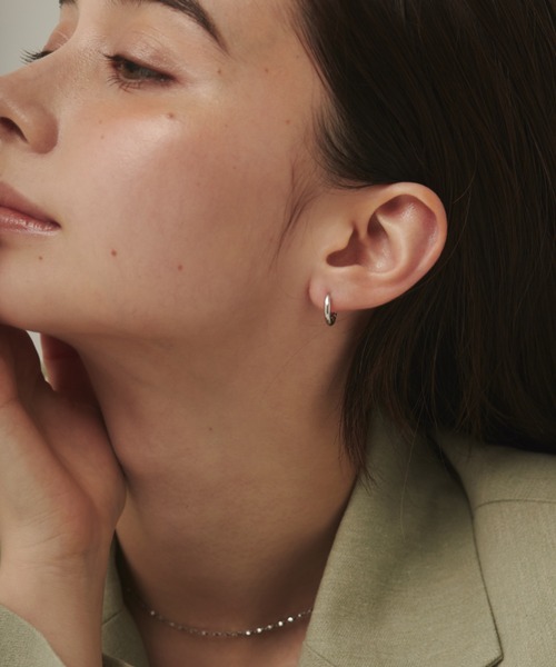 ciite'（シーテ）の「ミニシンプルフープピアス  (両耳用)（ピアス（両耳用）・レディース・ゴールド/シルバー・FREE）」の9枚目の写真