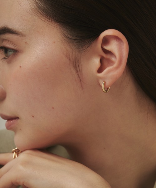 ciite'（シーテ）の「ミニシンプルフープピアス  (両耳用)（ピアス（両耳用）・レディース・ゴールド/シルバー・FREE）」の14枚目の写真