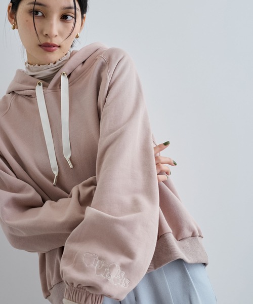 VIS（ビス）の「VISハートロゴフーディ（スウェット・レディース・ベージュ系その他2/ネイビー・FREE）」の2枚目の写真