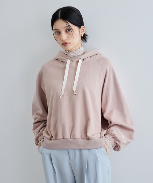 VIS（ビス）の「VISハートロゴフーディ（スウェット・レディース・ベージュ系その他2/ネイビー・FREE）」の7枚目の写真