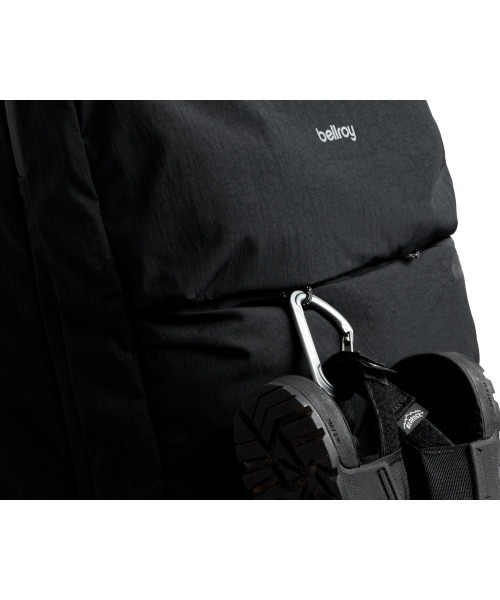 Bellroy(ベルロイ)の「Bellroy/バックパック/リュックサック Lite Travel Pack 38L(バックパック/リュック・メンズ・ブラック・ONE SIZE)」の10枚目の写真