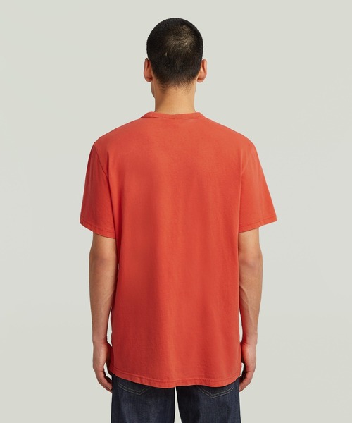 G-STAR(ジースター)の「NIFOUS T-SHIRT/ベーシックワンポイントロゴT(Tシャツ/カットソー・メンズ・ブルー系その他/レッド系その他/イエロー/グレー系その他・LARGE/MEDIUM/SMALL/X-SMALL/X-LARGE)」の12枚目の写真