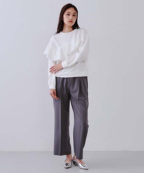 OPAQUE.CLIP(オペークドットクリップ)の「フリルアシメトップス【洗濯機洗い可】(Tシャツ/カットソー・レディース・ホワイト/ブラック/グレー・38/40/42)」の6枚目の写真