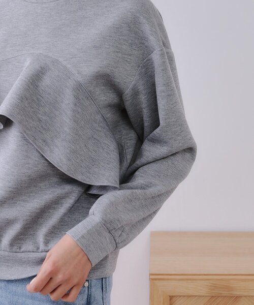 OPAQUE.CLIP(オペークドットクリップ)の「フリルアシメトップス【洗濯機洗い可】(Tシャツ/カットソー・レディース・ホワイト/ブラック/グレー・38/40/42)」の22枚目の写真