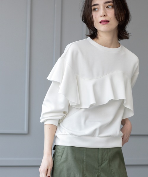 OPAQUE.CLIP(オペークドットクリップ)の「フリルアシメトップス【洗濯機洗い可】(Tシャツ/カットソー・レディース・ホワイト/ブラック/グレー・38/40/42)」の2枚目の写真