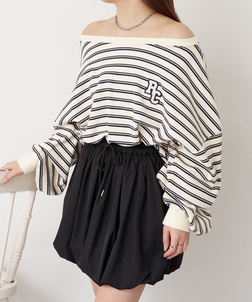 RAY CASSIN（レイカズン）の「マルチボーダーオフショルTシャツ　/　ルーズTシャツ（Tシャツ/カットソー・レディース・グレー系その他2/ホワイト系その他2/ボルドー/ネイビー・FREE）」の2枚目の写真