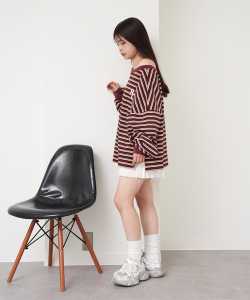 RAY CASSIN（レイカズン）の「マルチボーダーオフショルTシャツ　/　ルーズTシャツ（Tシャツ/カットソー・レディース・グレー系その他2/ホワイト系その他2/ボルドー/ネイビー・FREE）」の12枚目の写真