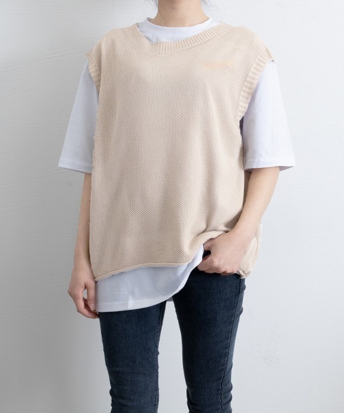 Miniministore(ミニミニストア)の「ニットベスト レディースチョッキ 重ね着(ベスト・レディース・チャコールグレー/アイボリー/ブラック/ライトベージュ/ベージュ/ダークブラウン・FREE)」の2枚目の写真