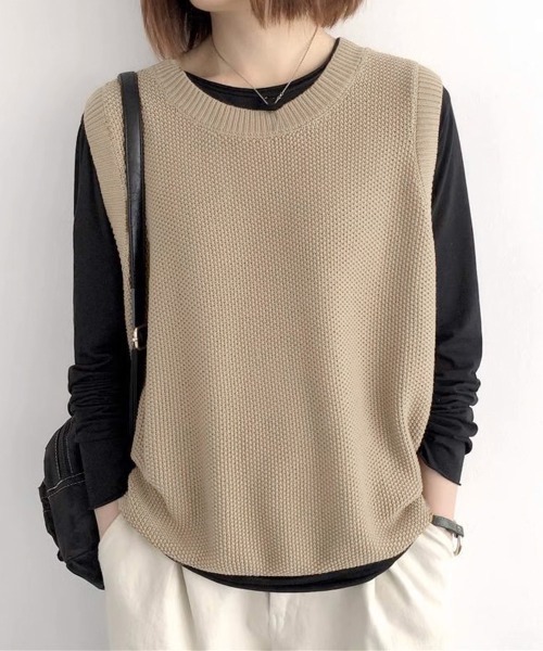 Miniministore(ミニミニストア)の「ニットベスト レディースチョッキ 重ね着(ベスト・レディース・チャコールグレー/アイボリー/ブラック/ライトベージュ/ベージュ/ダークブラウン・FREE)」の17枚目の写真