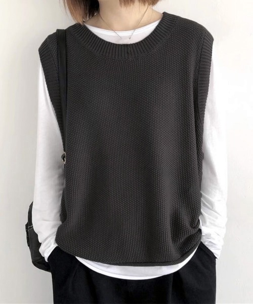 Miniministore(ミニミニストア)の「ニットベスト レディースチョッキ 重ね着(ベスト・レディース・チャコールグレー/アイボリー/ブラック/ライトベージュ/ベージュ/ダークブラウン・FREE)」の7枚目の写真