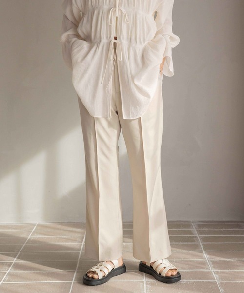 LOWRYS FARM（ローリーズファーム）の「スタイルUPフレアパンツ 302781（その他パンツ・レディース・アイボリー/ブラック/グレー・LARGE/MEDIUM）」の14枚目の写真