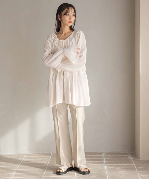 LOWRYS FARM（ローリーズファーム）の「スタイルUPフレアパンツ 302781（その他パンツ・レディース・アイボリー/ブラック/グレー・LARGE/MEDIUM）」の16枚目の写真