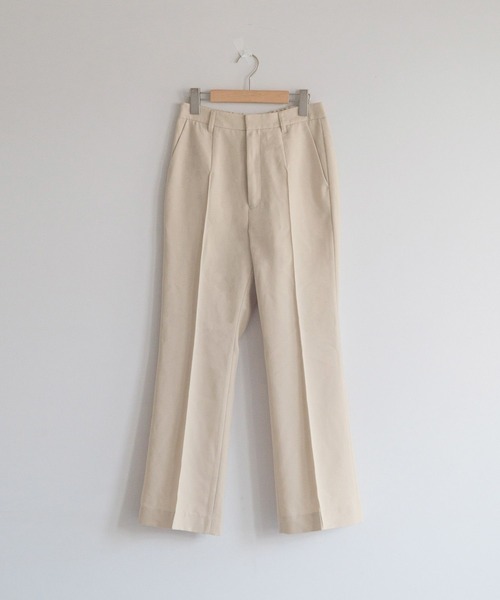 LOWRYS FARM（ローリーズファーム）の「スタイルUPフレアパンツ 302781（その他パンツ・レディース・アイボリー/ブラック/グレー・LARGE/MEDIUM）」の17枚目の写真