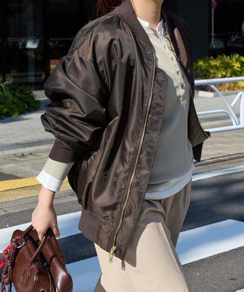 JOURNAL STANDARD（ジャーナルスタンダード）の「《追加》【洗える】ダブルジップMA-1（MA-1・レディース・ブラック/ブラウン/グレー・FREE）」の8枚目の写真