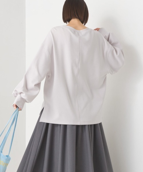 OMNES(オムネス)の「カットジョーゼットロゴプリントボリューム袖プルオーバー(Tシャツ/カットソー・レディース・ライトグレー/ブラック/アイボリー・FREE)」の15枚目の写真