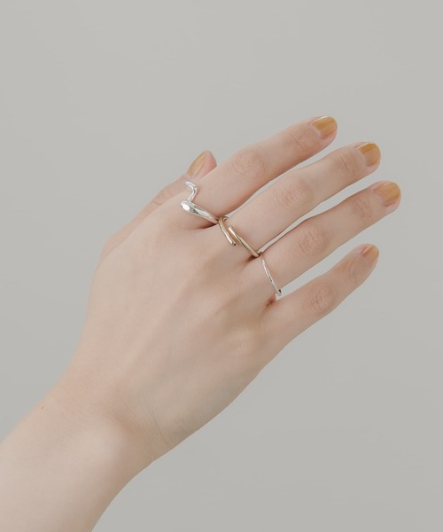 SMELLY（スメリー）の「3セットリング（リング・レディース・シルバー系その他・-）」の4枚目の写真