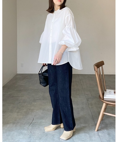 She's Closet（シーズクローゼット）の「スタンドカラー裾フレアバルーンスリーブボリューム袖ブラウス（シャツ/ブラウス・レディース・グレイッシュベージュ/ブラック/ホワイト・FREE）」の22枚目の写真