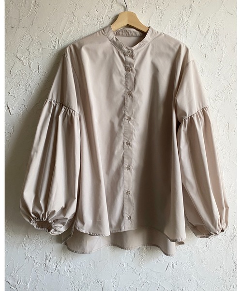 She's Closet（シーズクローゼット）の「スタンドカラー裾フレアバルーンスリーブボリューム袖ブラウス（シャツ/ブラウス・レディース・グレイッシュベージュ/ブラック/ホワイト・FREE）」の10枚目の写真