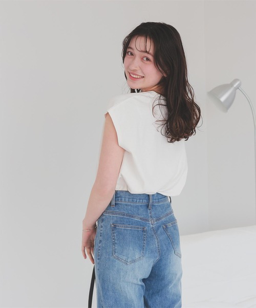 titivate(ティティベイト)の「フレンチスリーブピグメントフォトプリントTシャツ(Tシャツ/カットソー・レディース・ブラック系その他/オフホワイト・M/L)」の6枚目の写真