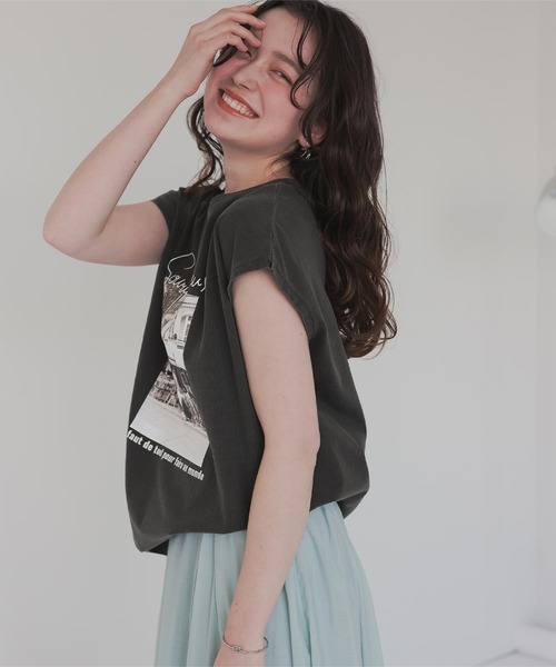 titivate(ティティベイト)の「フレンチスリーブピグメントフォトプリントTシャツ(Tシャツ/カットソー・レディース・ブラック系その他/オフホワイト・M/L)」の16枚目の写真