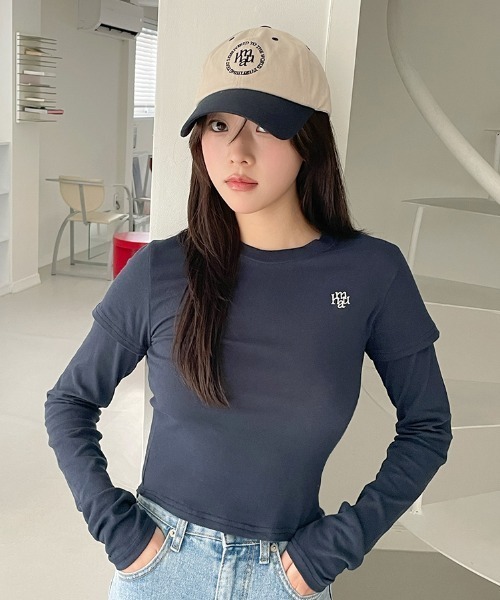 muahmuah（ムーアムーア）の「A'GEM/9 × .kom 『『muah muah/ムーアムーア』LAYERED LONG SLEEVE T-SHIRT/レイヤードロングスリーブTEE（Tシャツ/カットソー・レディース・ネイビー/カーキ/アイボリー/ブラック・FREE）」の16枚目の写真