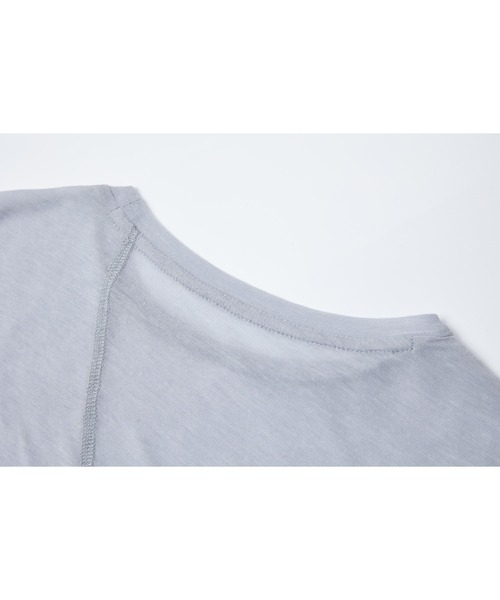 tageechita(タジチタ)の「【tageechita】アシンメトリーデザイン シアー ロングスリーブ トップス(Tシャツ/カットソー・レディース・グレイッシュベージュ/ライトブルーグレー・S/M/L)」の11枚目の写真