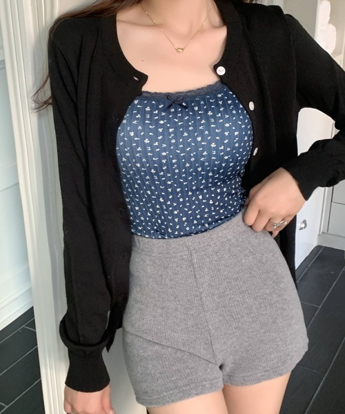 everycoco（エブリーココ）の「レーストリム小花柄キャミソール　カップ付き（キャミソール・レディース・ホワイト/ネイビー/アイボリー・FREE）」の19枚目の写真