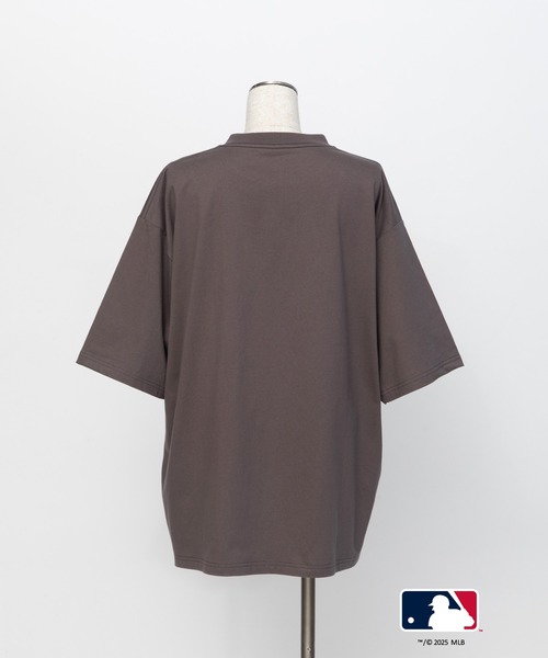 WCJ(ダブルシージェイ)の「MLB TEE(Tシャツ/カットソー・レディース・チャコール/ホワイト/ホワイト系その他/ブルー・FREE)」の9枚目の写真