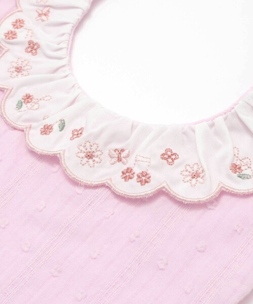 SLAP SLIP BABY（スラップスリップベビー）の「レモン花ちょうちょう刺しゅうスカラップフリル襟付きスタイベビー（スタイ/よだれかけ・キッズ・ピンク/ホワイト・FREE）」の6枚目の写真