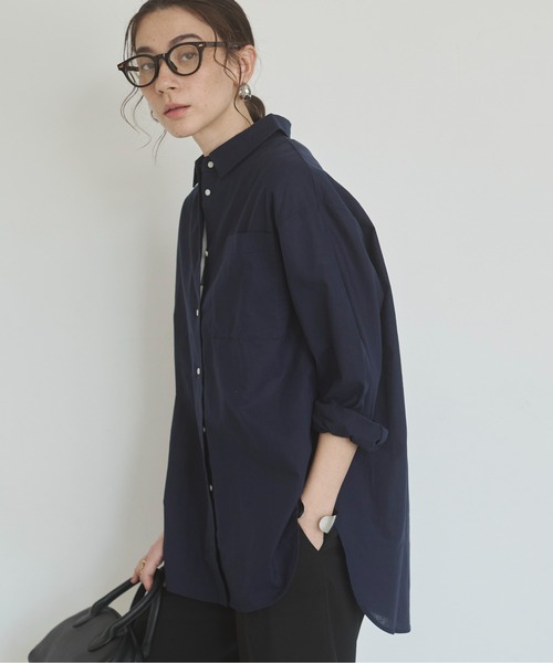 ANGIE(アンジー)の「リネンライク レギュラーカラー シャツ(シャツ/ブラウス・レディース・オフホワイト/オレンジ/ネイビー/ブラウン/ブルー・FREE)」の4枚目の写真