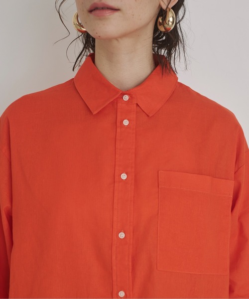 ANGIE(アンジー)の「リネンライク レギュラーカラー シャツ(シャツ/ブラウス・レディース・オフホワイト/オレンジ/ネイビー/ブラウン/ブルー・FREE)」の10枚目の写真