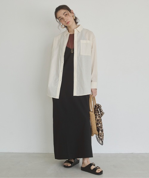 ANGIE(アンジー)の「リネンライク レギュラーカラー シャツ(シャツ/ブラウス・レディース・オフホワイト/オレンジ/ネイビー/ブラウン/ブルー・FREE)」の6枚目の写真