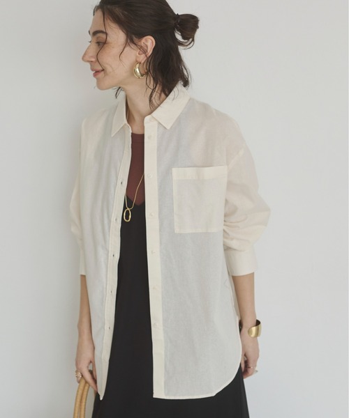 ANGIE(アンジー)の「リネンライク レギュラーカラー シャツ(シャツ/ブラウス・レディース・オフホワイト/オレンジ/ネイビー/ブラウン/ブルー・FREE)」の22枚目の写真