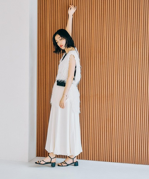 LEPSIM（レプシィム）の「バルーンスカート2　450764（スカート・レディース・アイボリー/ブラック/セージグリーン・FREE）」の19枚目の写真