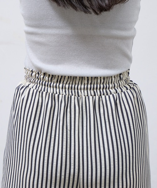 COLONY 2139(コロニートゥーワンスリーナイン)の「ストライプイージーパンツ(その他パンツ・レディース・ブラック/ネイビー・SMALL/MEDIUM)」の7枚目の写真