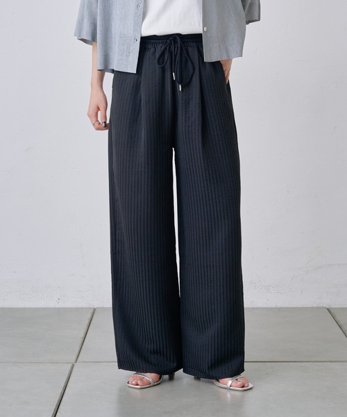 COLONY 2139(コロニートゥーワンスリーナイン)の「ストライプイージーパンツ(その他パンツ・レディース・ブラック/ネイビー・SMALL/MEDIUM)」の22枚目の写真