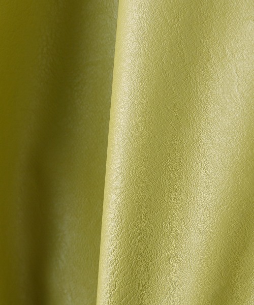 marjour（マージュール）の「FAKE LEATHER OVER JACKET（その他アウター・レディース・イエロー系その他/ブラック・MEDIUM）」の3枚目の写真