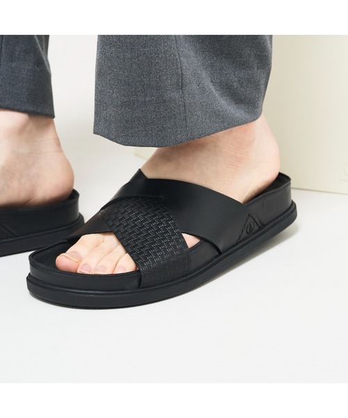 Clarks(クラークス)の「Torford Cross / トーフォードクロス(ブラックレザー)(サンダル・メンズ・ブラック・UK6/UK6.5/UK7/UK7.5/UK8/UK8.5/UK9/UK9.5/UK10/UK10.5/UK11)」の22枚目の写真