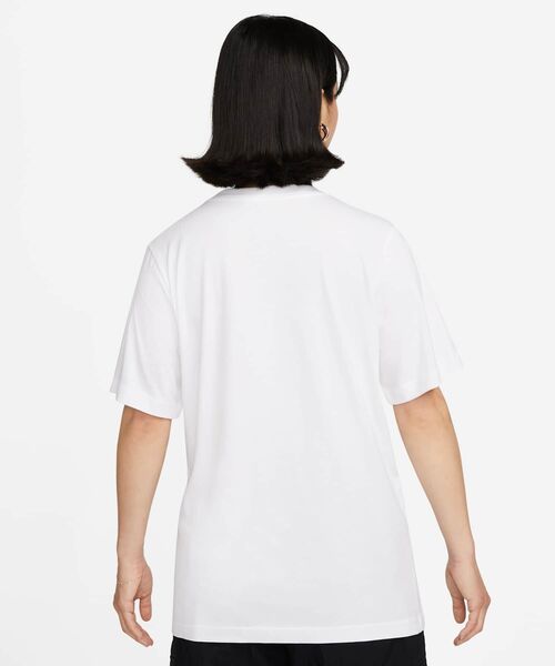 NIKE（ナイキ）の「ナイキ スポーツウェア ウィメンズ Tシャツ / Nike Sportswear Women's T-Shirt FD4150-100 White（Tシャツ/カットソー・レディース・ホワイト・XS/S/M/L/XL）」の19枚目の写真