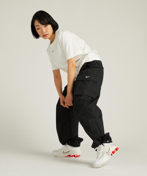 NIKE（ナイキ）の「ナイキ スポーツウェア ウィメンズ Tシャツ / Nike Sportswear Women's T-Shirt FD4150-100 White（Tシャツ/カットソー・レディース・ホワイト・XS/S/M/L/XL）」の3枚目の写真