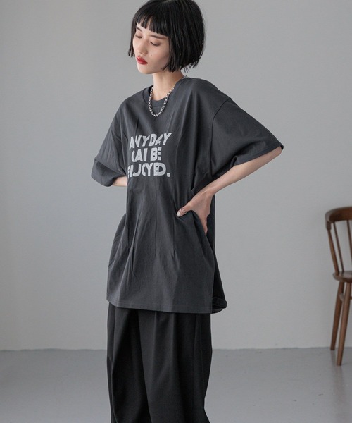 LOWRYS FARM（ローリーズファーム）の「リメイクタックロゴＴＥＥ　 326750（Tシャツ/カットソー・レディース・アイボリー/グレー/チャコールグレー・FREE）」の7枚目の写真