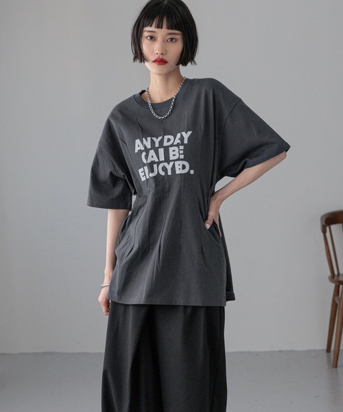 LOWRYS FARM（ローリーズファーム）の「リメイクタックロゴＴＥＥ　 326750（Tシャツ/カットソー・レディース・アイボリー/グレー/チャコールグレー・FREE）」の8枚目の写真