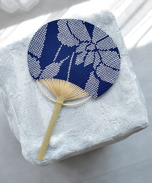 竹うちわ utatane×注染工房 紺色に古典あやめ 日本製（扇子