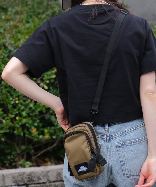 MOUNTAIN SMITH(マウンテンスミス)の「【MOUNTAIN SMITH/マウンテンスミス】dawn mini shoulder/ダウン ミニショルダー(ショルダーバッグ・メンズ・ブラック/ライトブラウン・FREE)」の7枚目の写真