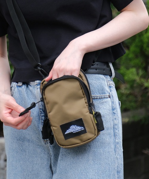 MOUNTAIN SMITH(マウンテンスミス)の「【MOUNTAIN SMITH/マウンテンスミス】dawn mini shoulder/ダウン ミニショルダー(ショルダーバッグ・メンズ・ブラック/ライトブラウン・FREE)」の11枚目の写真