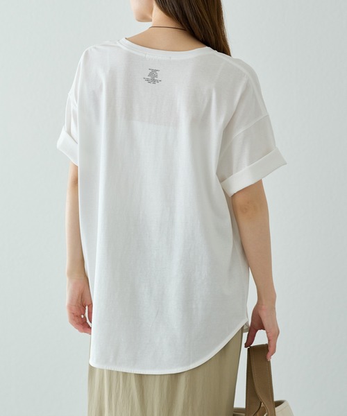 PUAL CE CIN（ピュアルセシン）の「汗シミ防止ワンポイントロゴTシャツ（Tシャツ/カットソー・レディース・ブラック/グレイッシュベージュ/オフホワイト/ブラック系その他・FREE）」の10枚目の写真