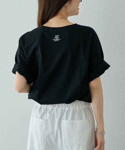 PUAL CE CIN（ピュアルセシン）の「汗シミ防止ワンポイントロゴTシャツ（Tシャツ/カットソー・レディース・ブラック/グレイッシュベージュ/オフホワイト/ブラック系その他・FREE）」の22枚目の写真
